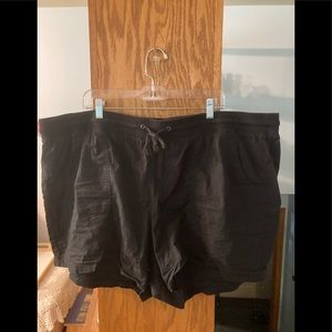 SIZE 24W EVRI SHORTS